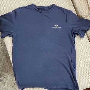 Vineyard Vine Short Sleeve Tshirt, Navy With Pink Whale, Size Small